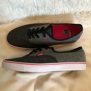 New LEVI’S Monterey Chambray Sneakers Size 9.5